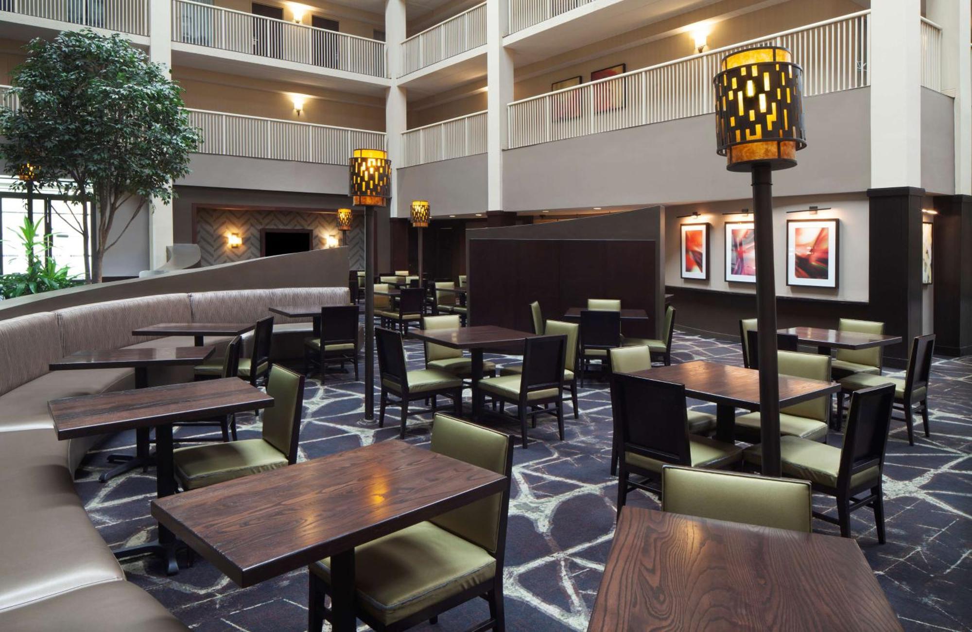 Embassy Suites By Hilton Philadelphia Airport Filadélfia Exterior foto